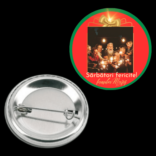 Insigna metalica personalizata cu poză și nume - Sărbători fericite - imagine 3