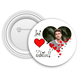 Insignă metalică personalizată cu poză - Îmi ❤️ iubitul!