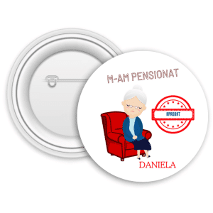 Insignă metalică personalizată cu nume - M-am pensionat